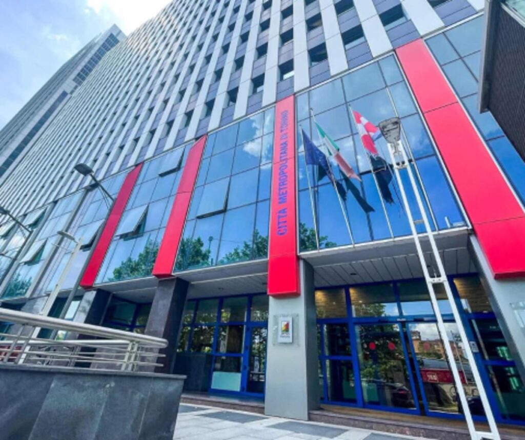 PIEMONTE ECONOMY - Città metropolitana di Torino assume: aperti sei bandi di concorso e un avviso di mobilità